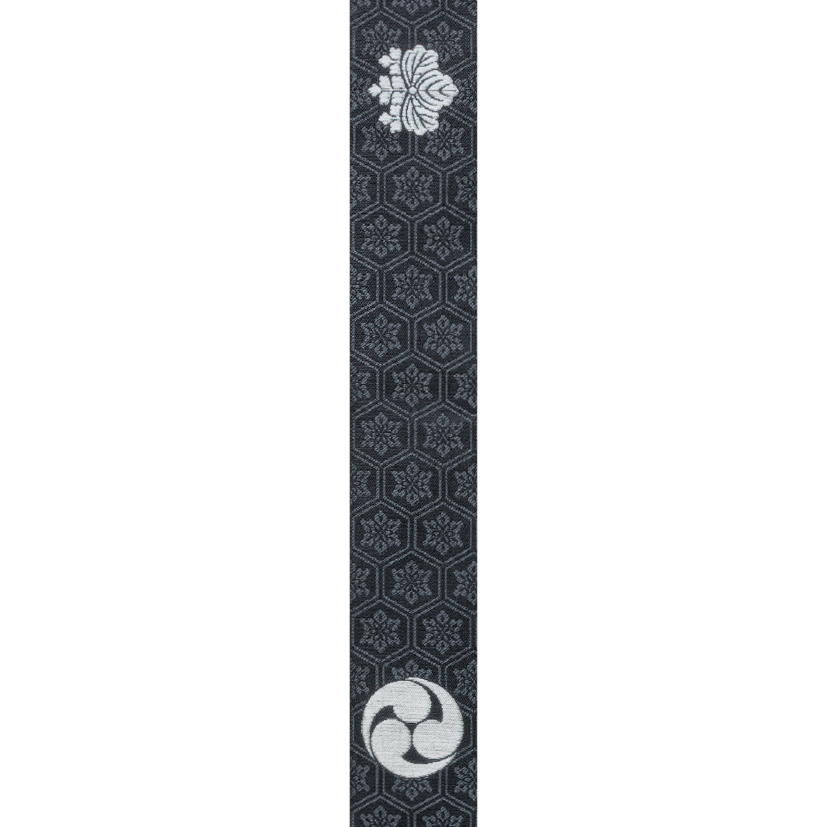 K7008折五条　黒地亀甲華紋（銀紋）
